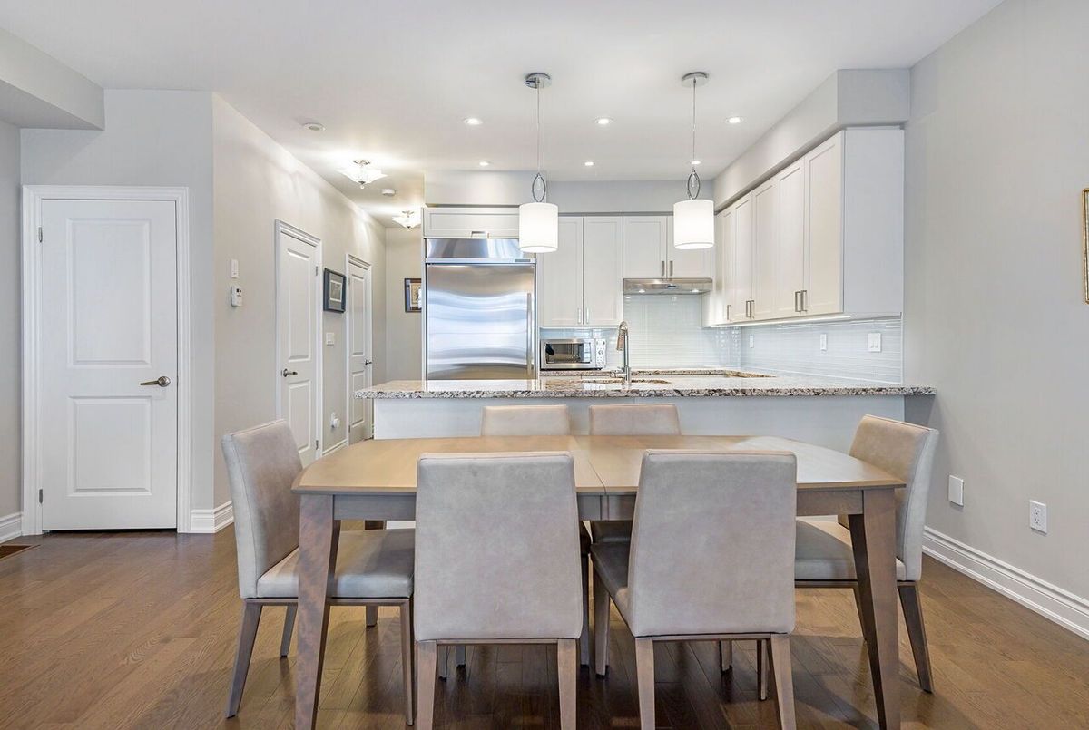 13-30 Hargrave Lane 13-30 Hargrave Lane Toronto C12