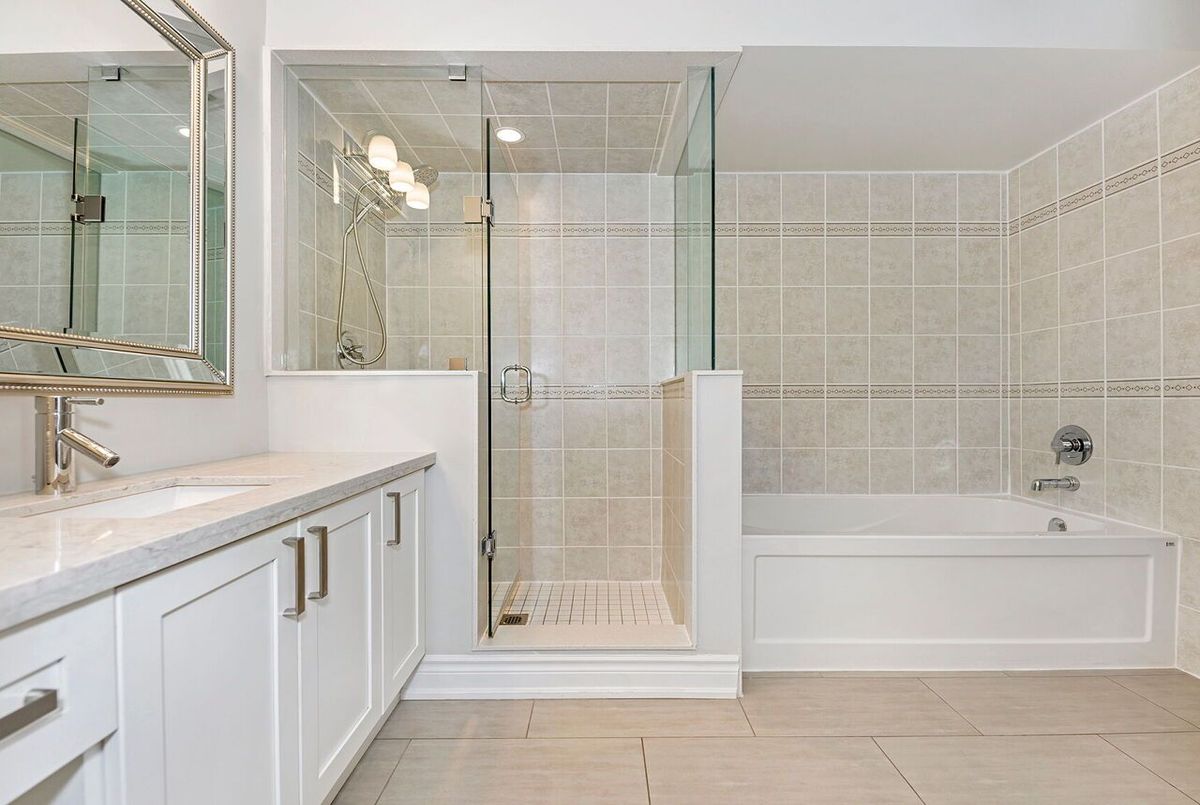13-30 Hargrave Lane 13-30 Hargrave Lane Toronto C12