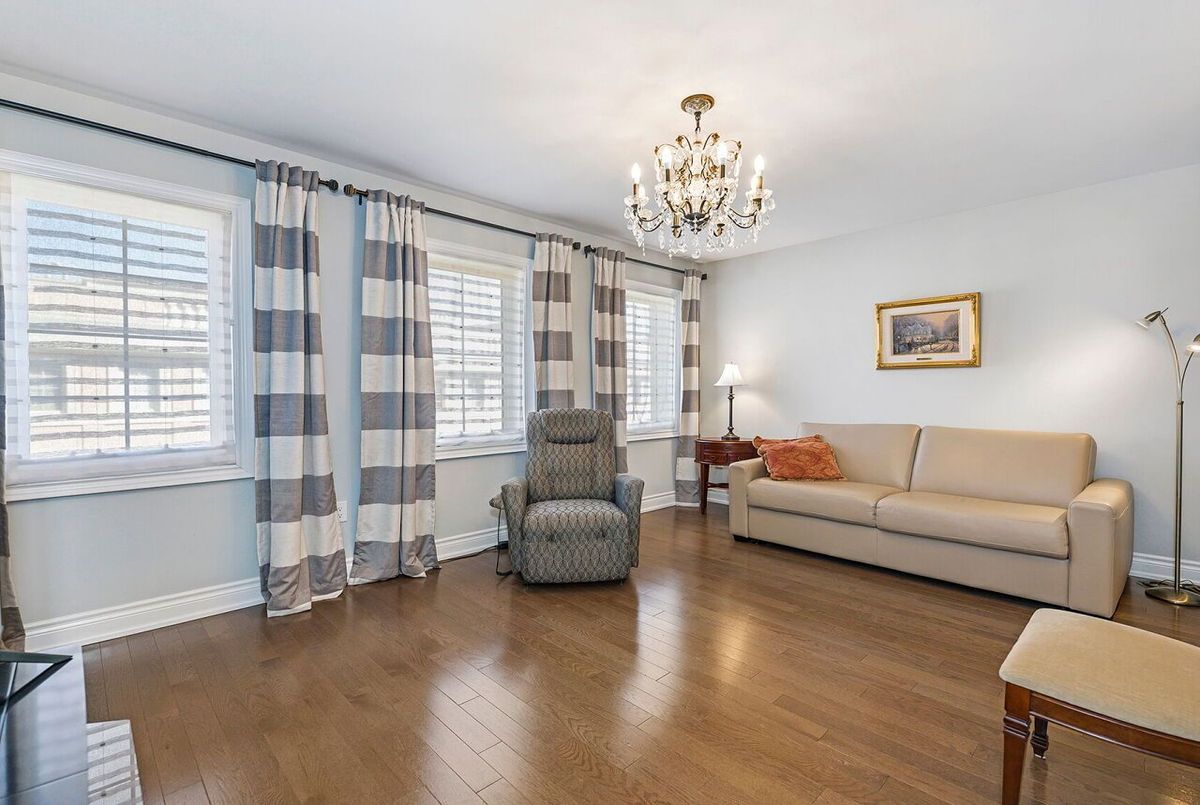 13-30 Hargrave Lane 13-30 Hargrave Lane Toronto C12
