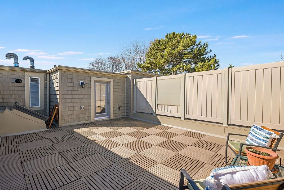 13-30 Hargrave Lane 13-30 Hargrave Lane Toronto C12