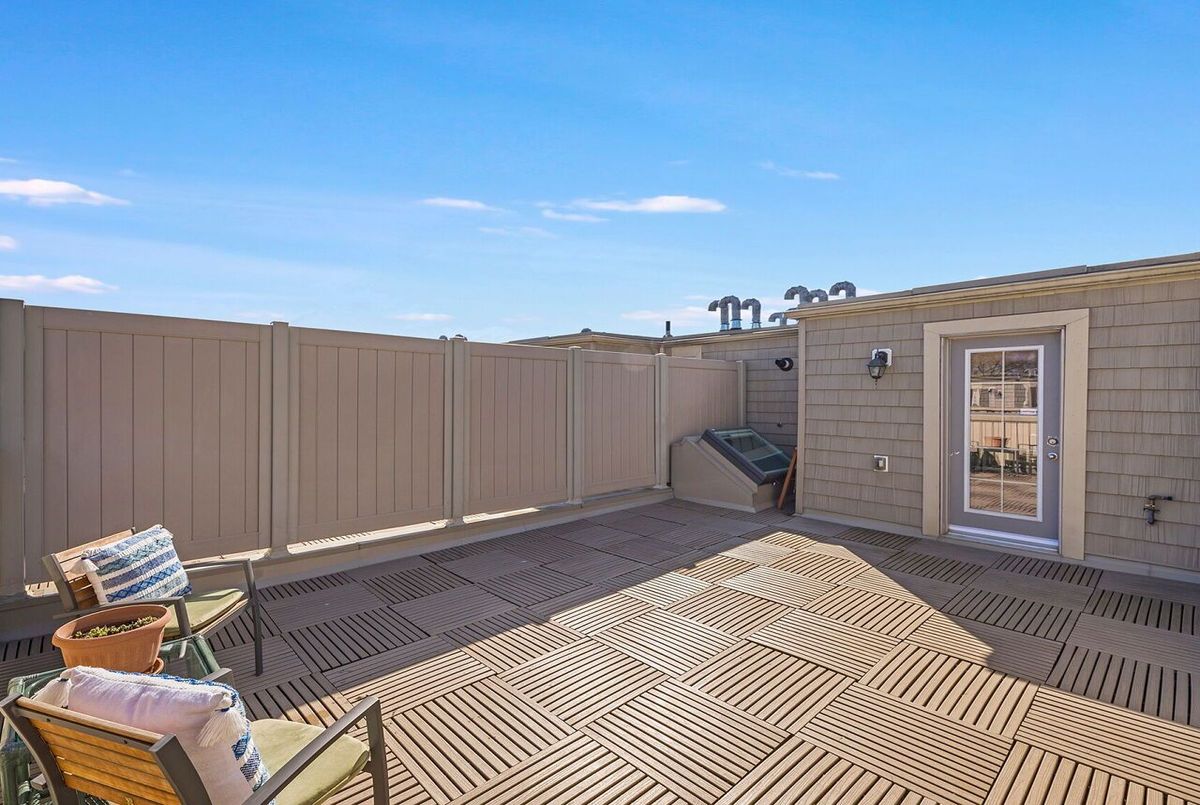 13-30 Hargrave Lane 13-30 Hargrave Lane Toronto C12