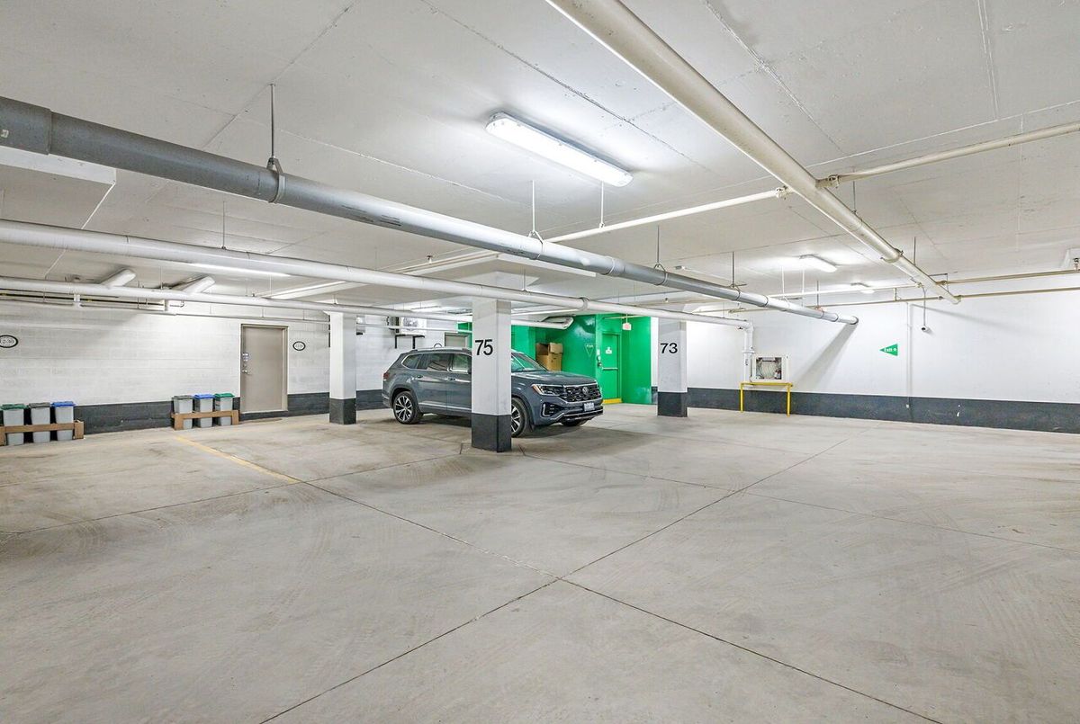 13-30 Hargrave Lane 13-30 Hargrave Lane Toronto C12