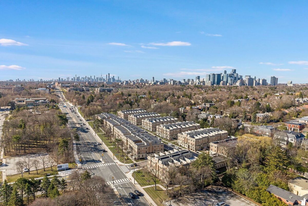 13-30 Hargrave Lane 13-30 Hargrave Lane Toronto C12