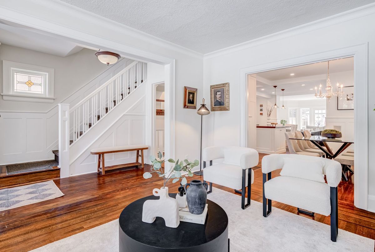 81 Wanless Crescent 81 Wanless Crescent Toronto C04