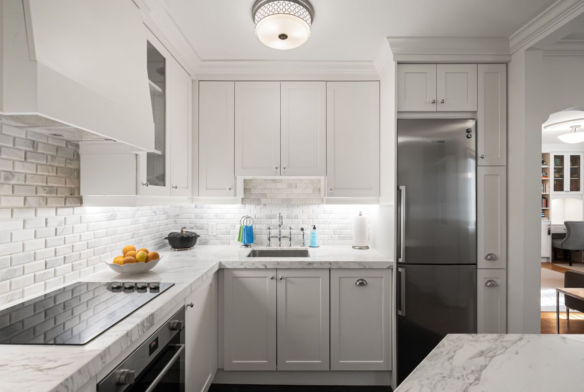 #205-480 Oriole Parkway #205-480 Oriole Parkway Toronto C03