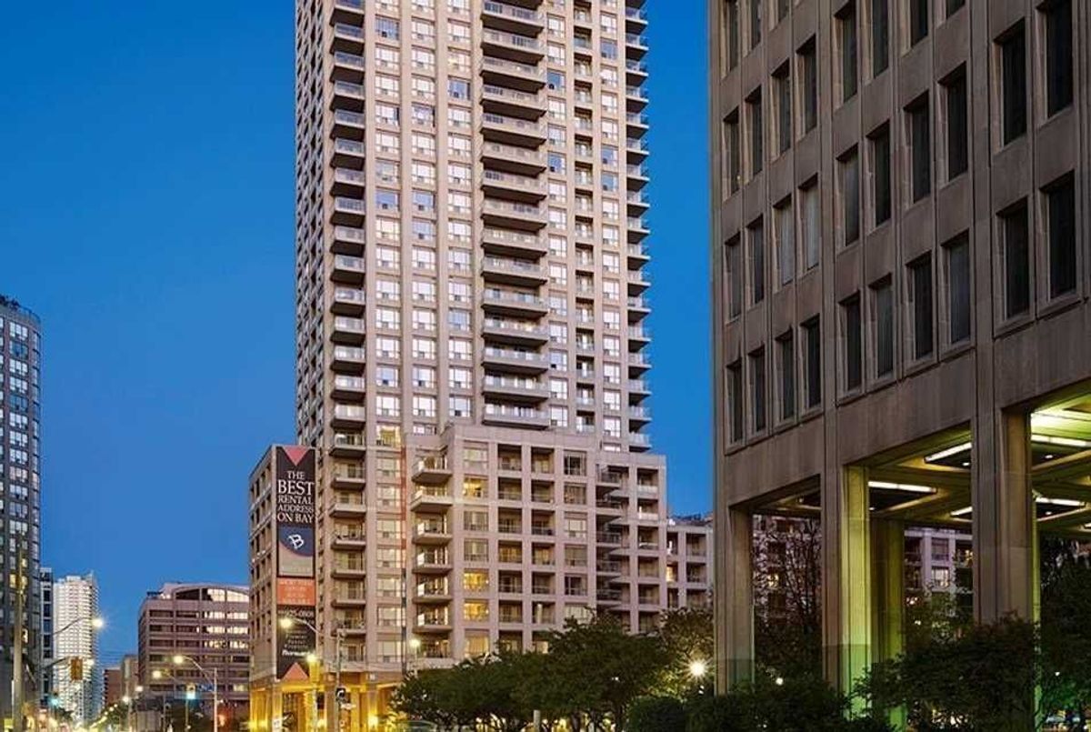 3106-925 Bay Street 3106-925 Bay Street Toronto C01