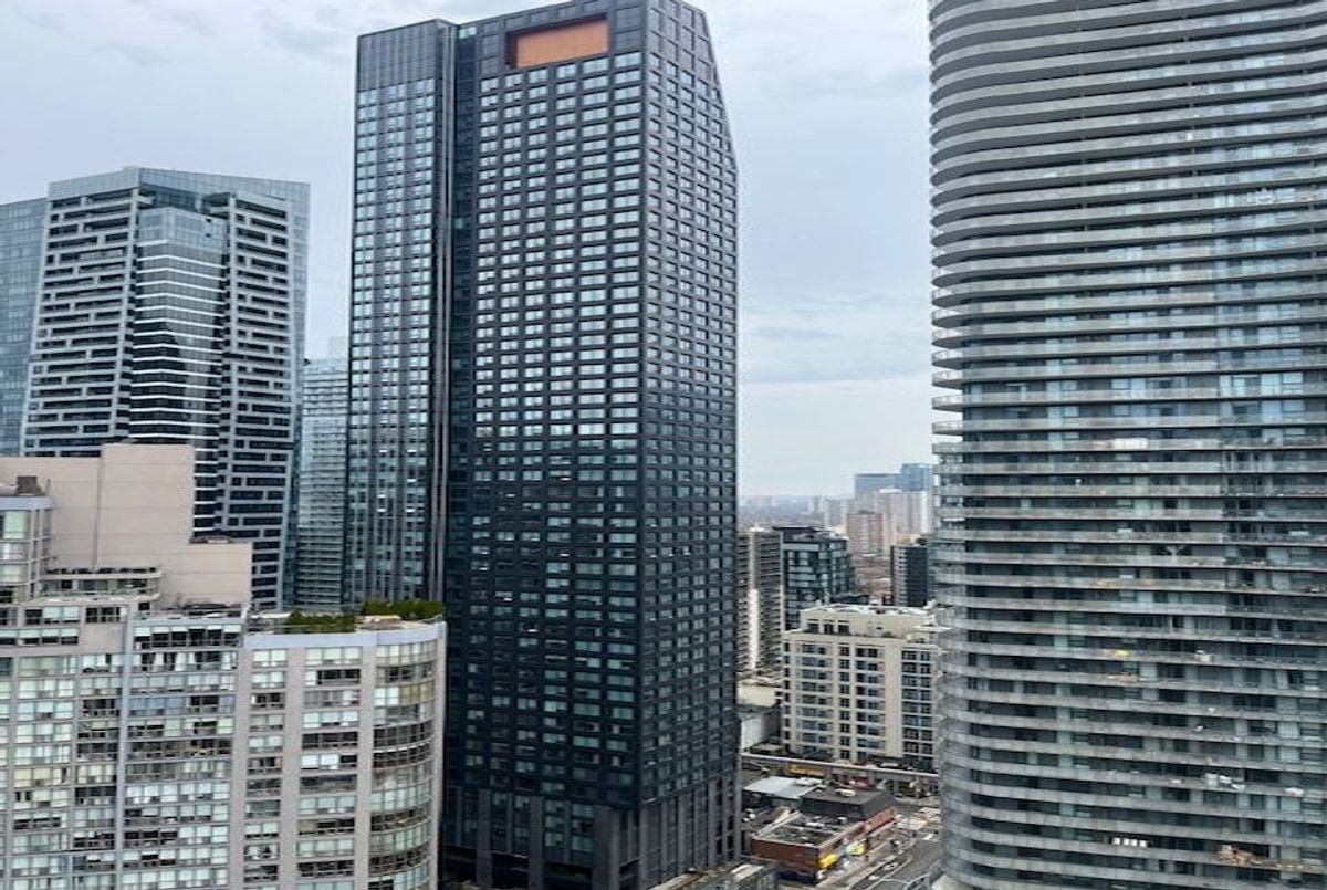3106-925 Bay Street 3106-925 Bay Street Toronto C01