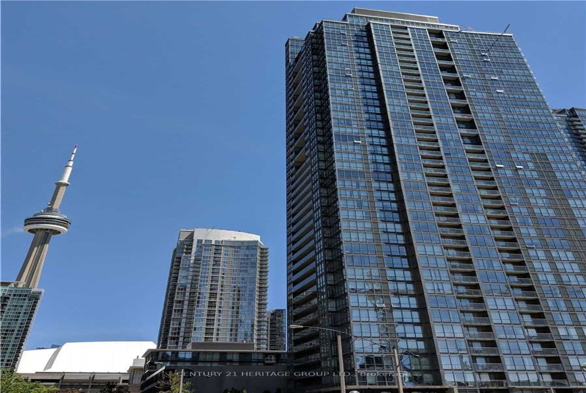 1910-15 Fort York Boulevard 1910-15 Fort York Boulevard Toronto C01