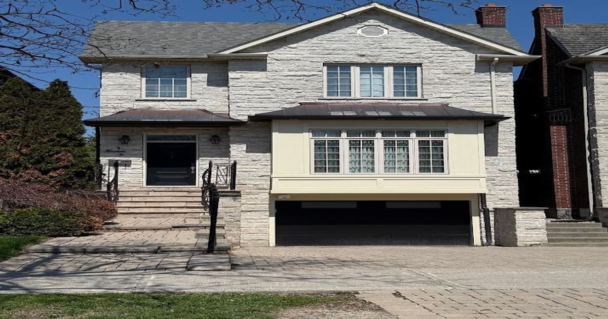 76 Horsham Avenue Toronto C07