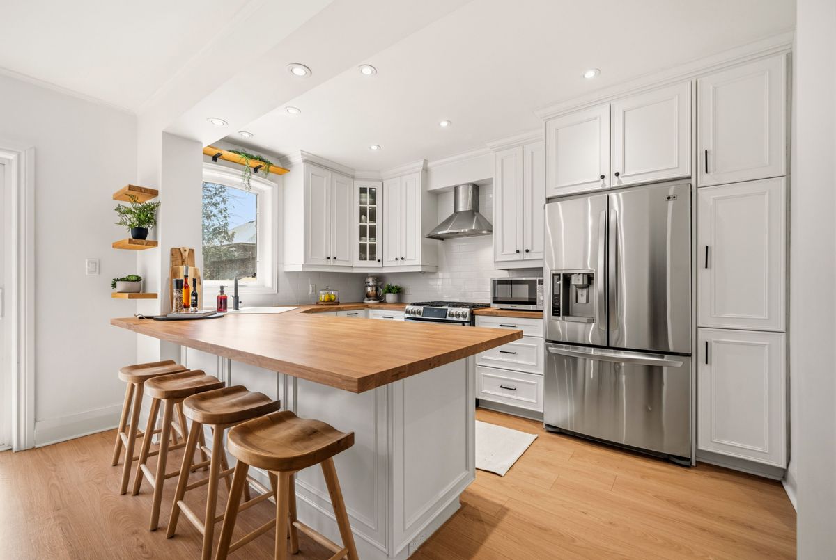 93 Brookdale Avenue 93 Brookdale Avenue Toronto C04