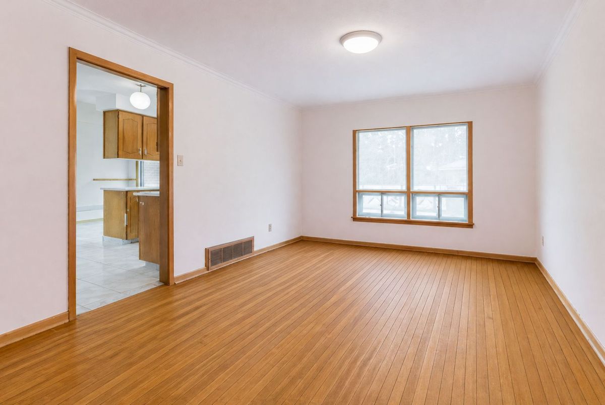 522 Cummer Avenue 522 Cummer Avenue Toronto C15