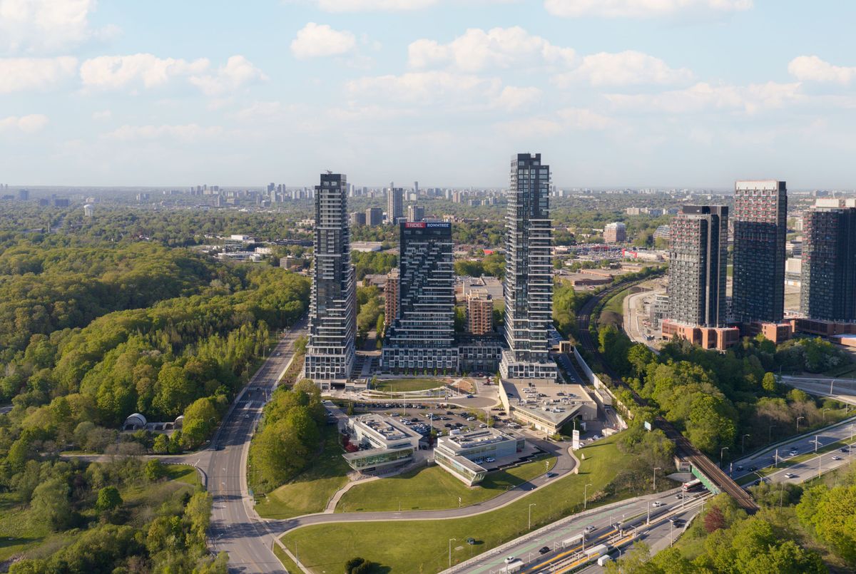 PL01-10 Inn On The Park Drive PL01-10 Inn On The Park Drive Toronto C13