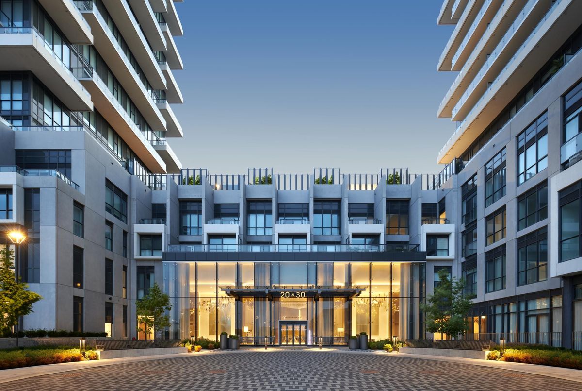 PL01-10 Inn On The Park Drive PL01-10 Inn On The Park Drive Toronto C13