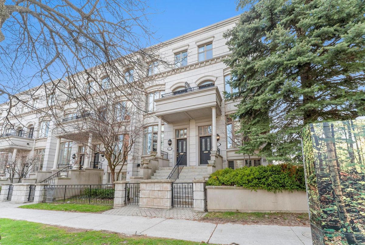 13-260 Russell Hill Road 13-260 Russell Hill Road Toronto C02
