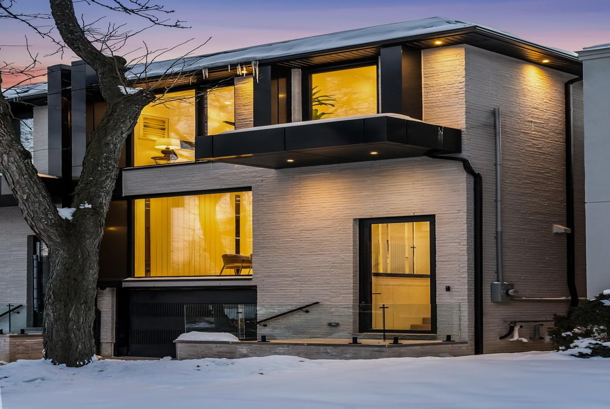 74B Rathnelly Avenue 74B Rathnelly Avenue Toronto C02
