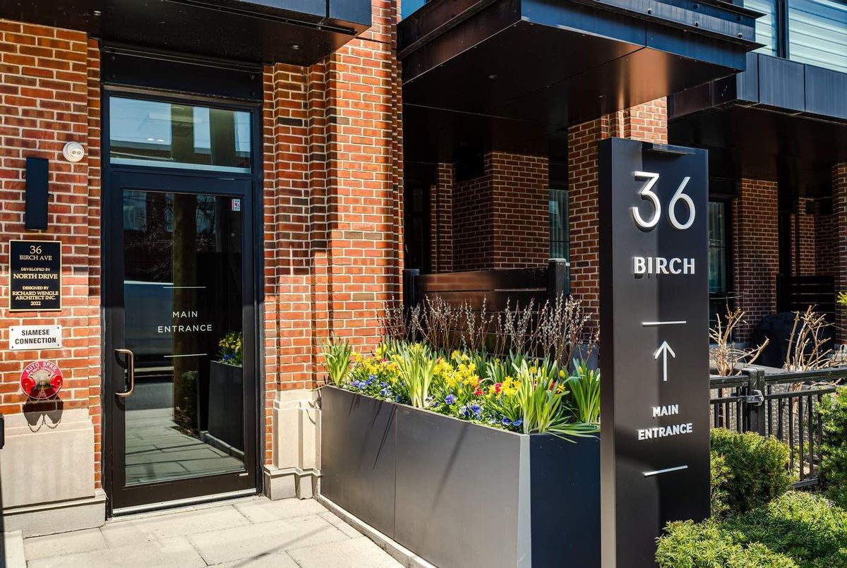 309-36 Birch Avenue 309-36 Birch Avenue Toronto C02