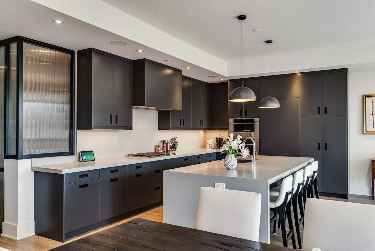 309-36 Birch Avenue 309-36 Birch Avenue Toronto C02