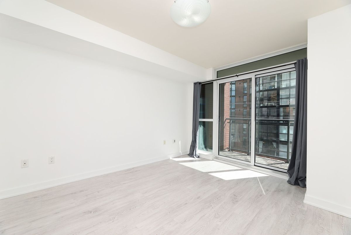 307E-78 Tecumseth Street 307E-78 Tecumseth Street Toronto C01