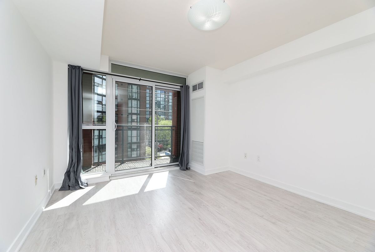 307E-78 Tecumseth Street 307E-78 Tecumseth Street Toronto C01
