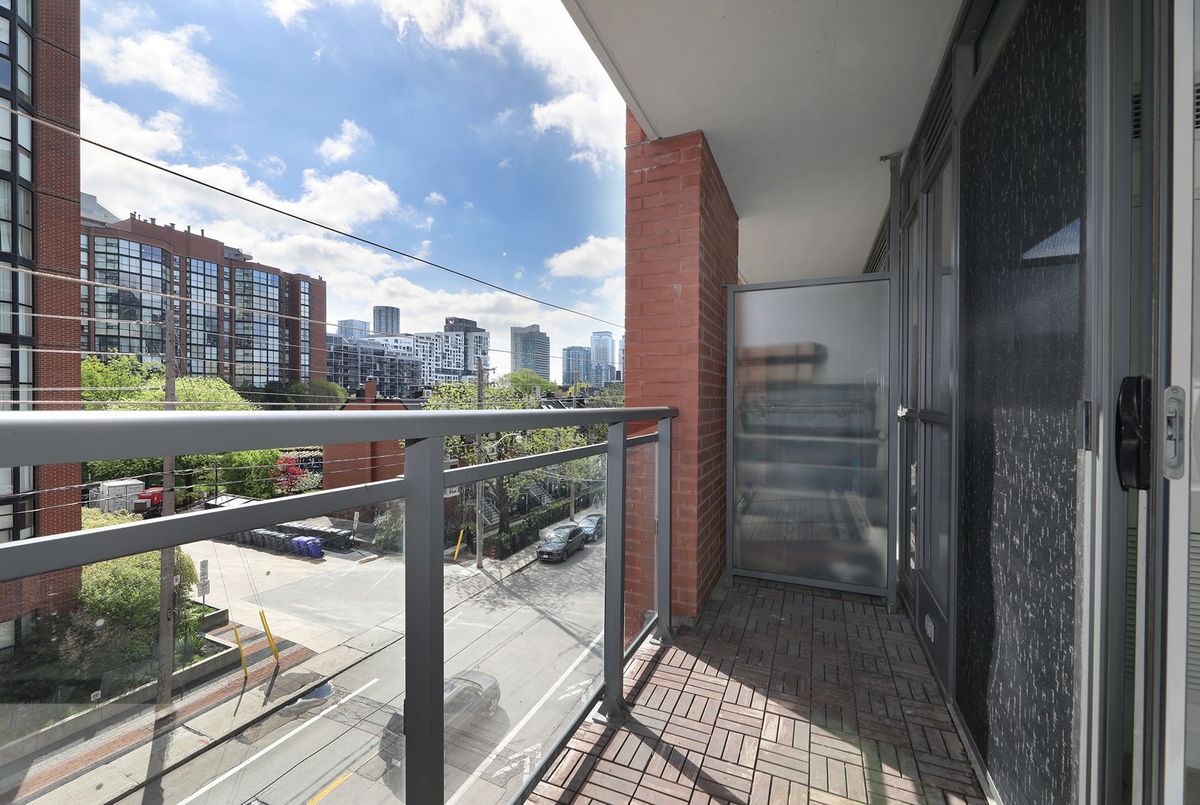 307E-78 Tecumseth Street 307E-78 Tecumseth Street Toronto C01