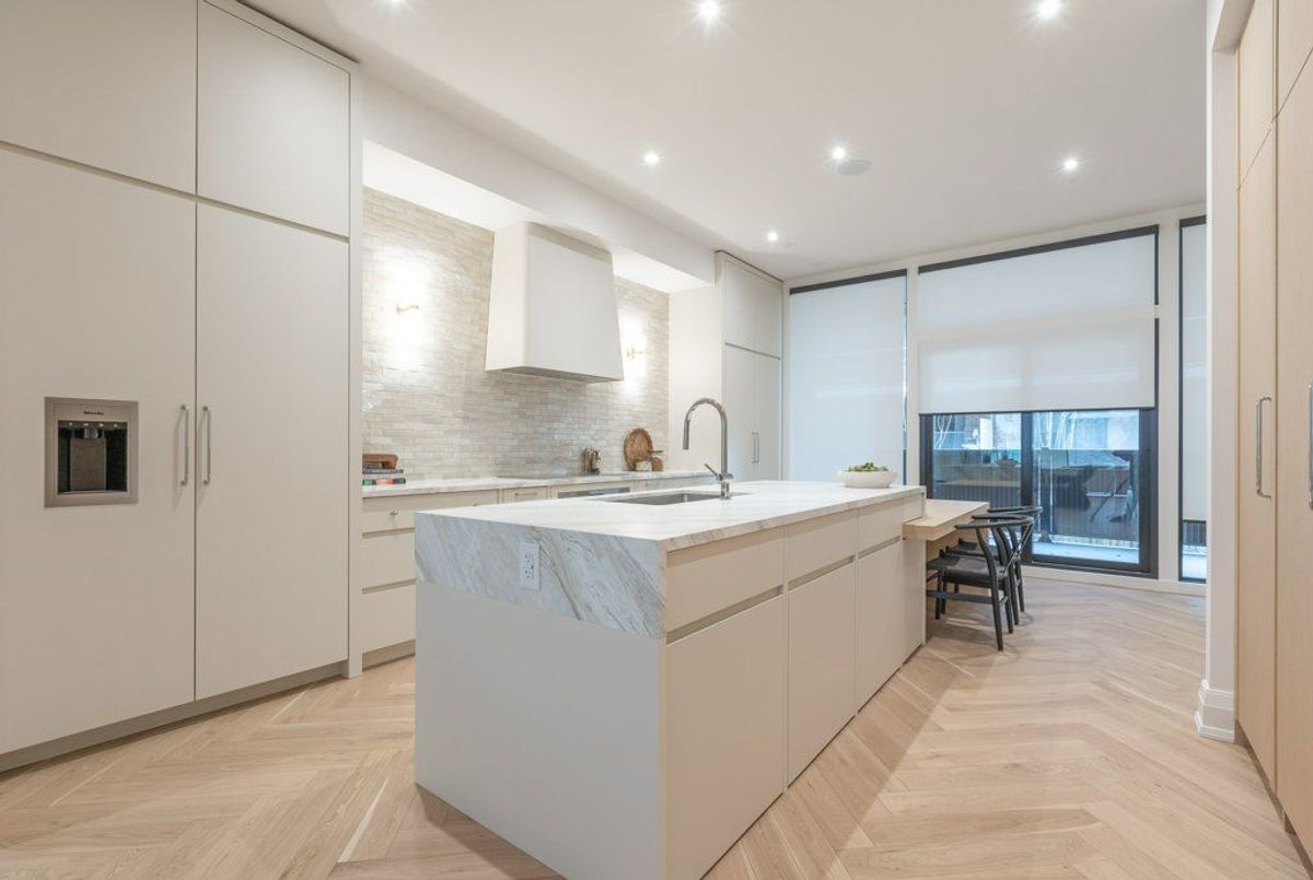 32 Evergreen Gardens 32 Evergreen Gardens Toronto C11
