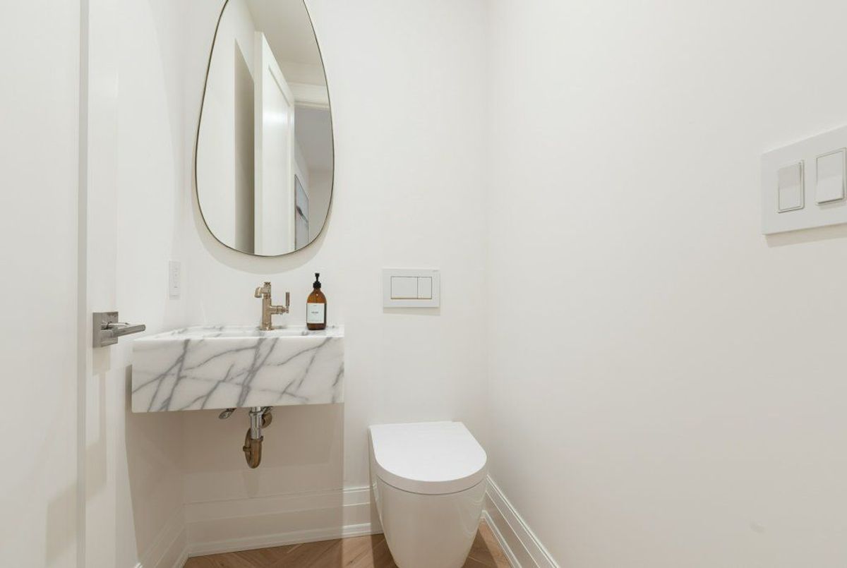 32 Evergreen Gardens 32 Evergreen Gardens Toronto C11