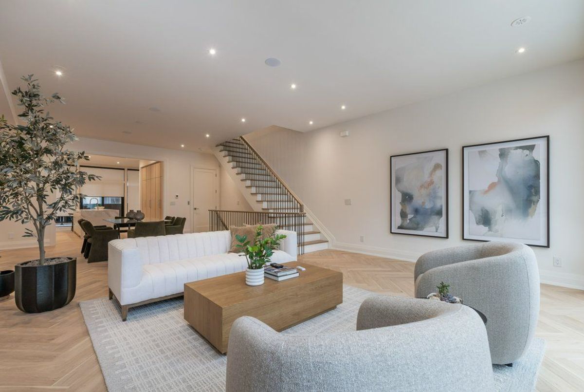 32 Evergreen Gardens 32 Evergreen Gardens Toronto C11