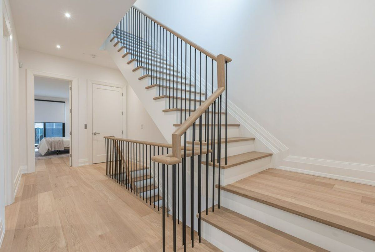 32 Evergreen Gardens 32 Evergreen Gardens Toronto C11