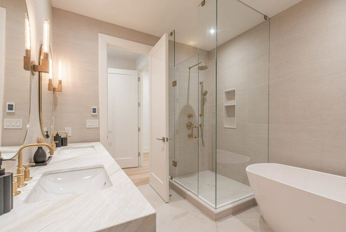 32 Evergreen Gardens 32 Evergreen Gardens Toronto C11