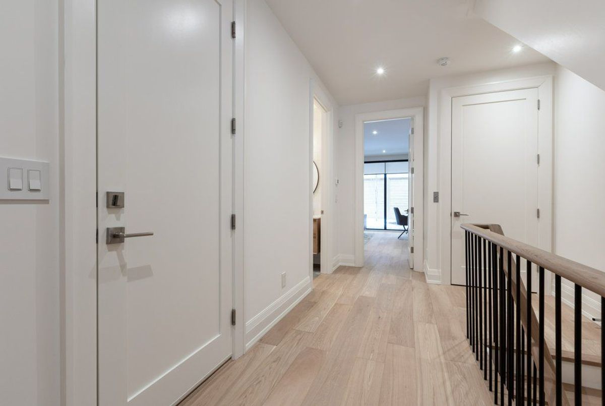 32 Evergreen Gardens 32 Evergreen Gardens Toronto C11