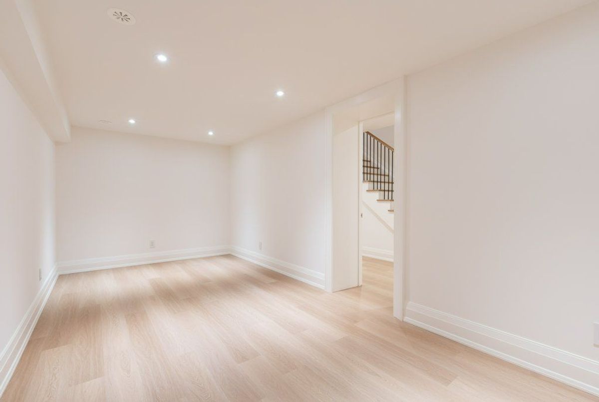 32 Evergreen Gardens 32 Evergreen Gardens Toronto C11