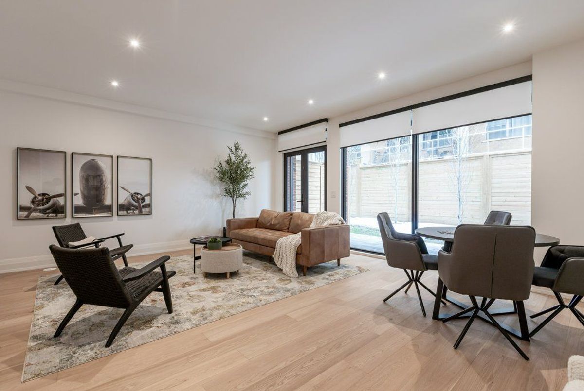 32 Evergreen Gardens 32 Evergreen Gardens Toronto C11
