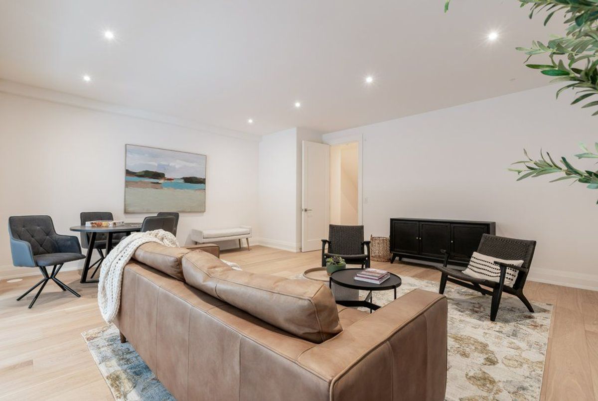 32 Evergreen Gardens 32 Evergreen Gardens Toronto C11