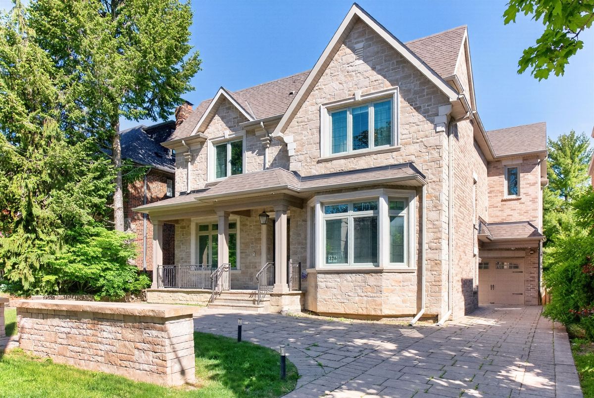 326 Lytton Boulevard 326 Lytton Boulevard Toronto C04