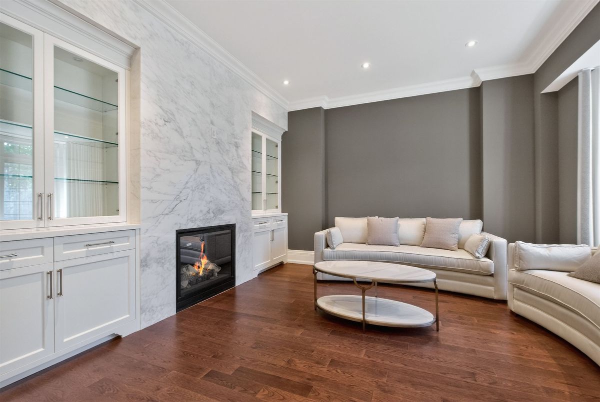326 Lytton Boulevard 326 Lytton Boulevard Toronto C04