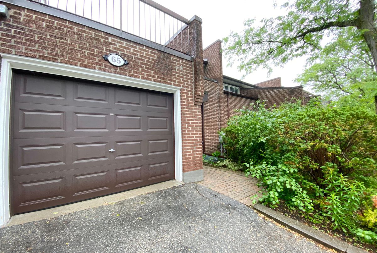65 Black Hawk Way 65 Black Hawk Way Toronto C07