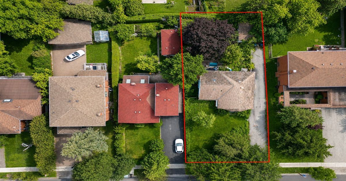 247 Drewry Avenue Toronto C07