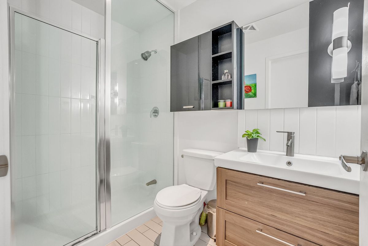 2205-33 Singer Court 2205-33 Singer Court Toronto C15