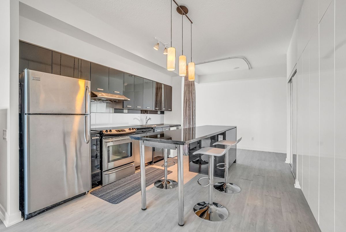 2205-33 Singer Court 2205-33 Singer Court Toronto C15