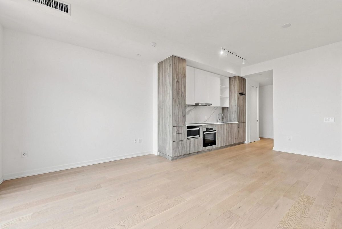 PH203-138 Downes Street PH203-138 Downes Street Toronto C08