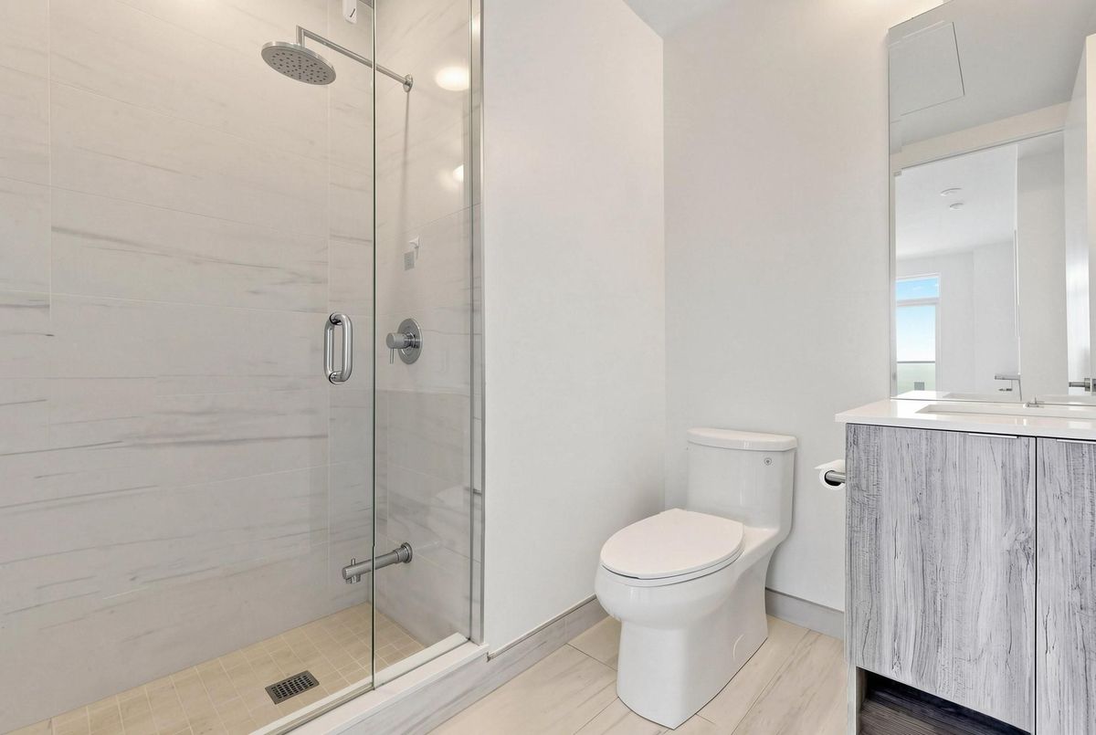 PH203-138 Downes Street PH203-138 Downes Street Toronto C08