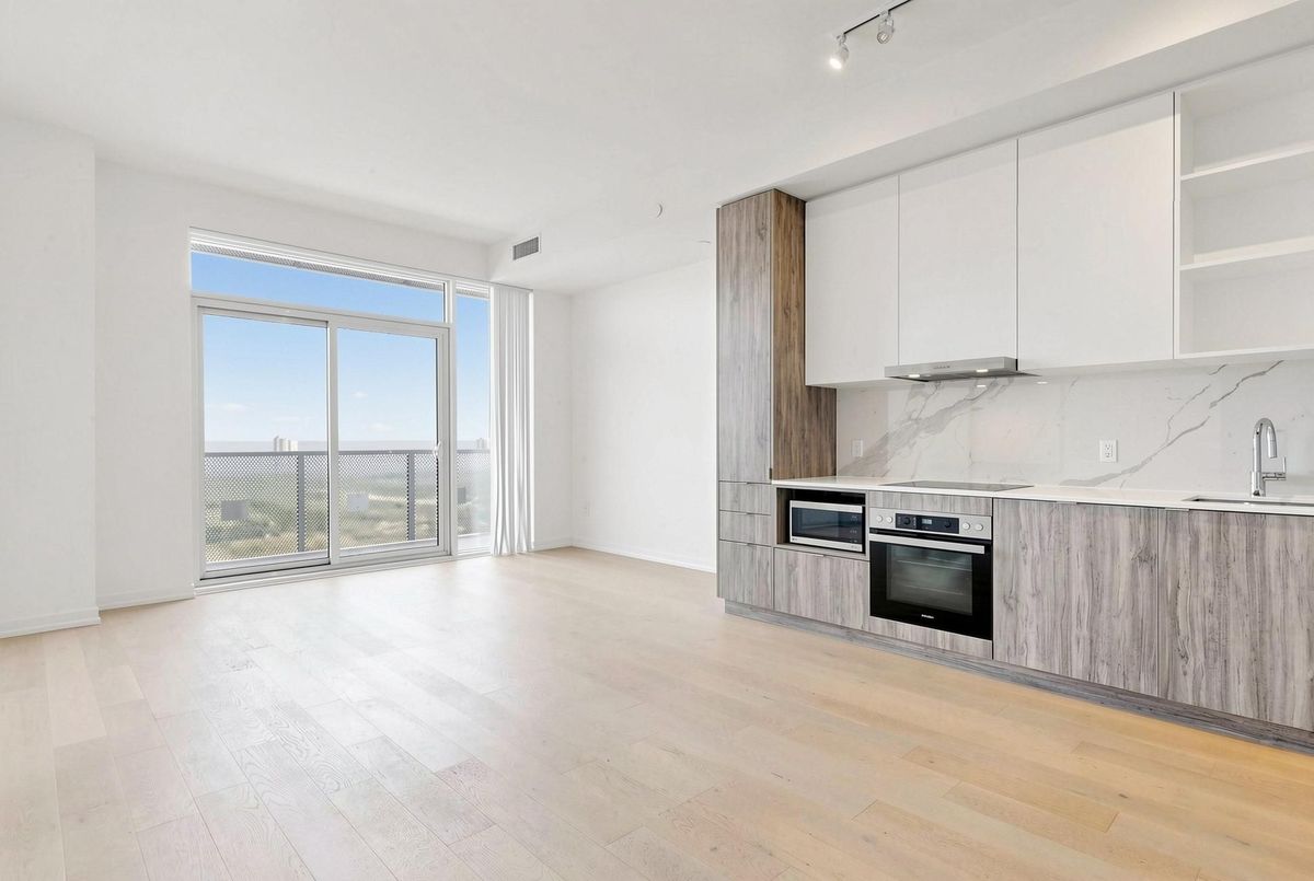 PH203-138 Downes Street PH203-138 Downes Street Toronto C08