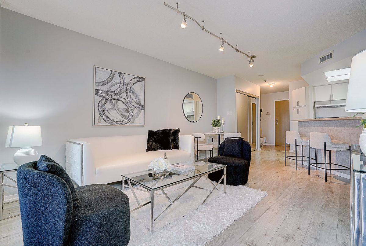 #1101-1001 Bay Street #1101-1001 Bay Street Toronto C01