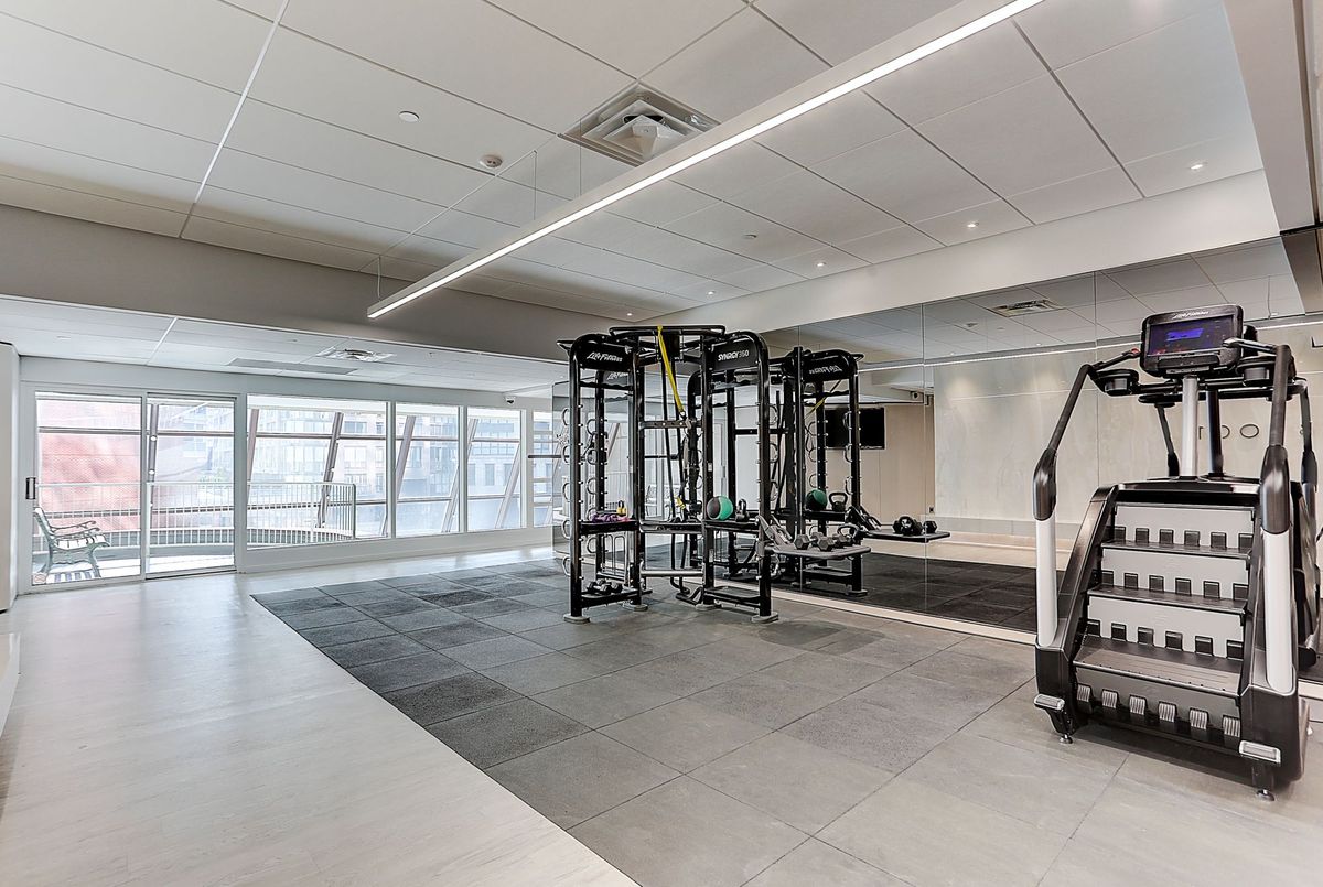 #1101-1001 Bay Street #1101-1001 Bay Street Toronto C01