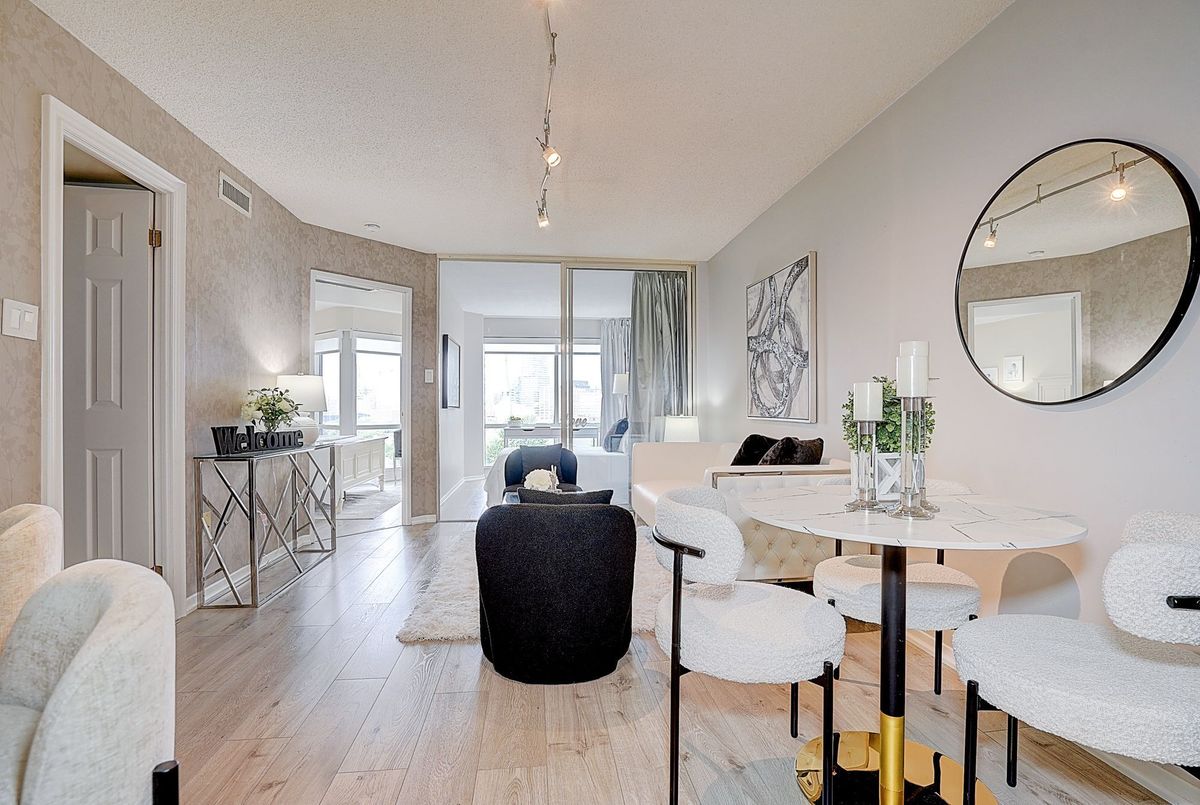 #1101-1001 Bay Street #1101-1001 Bay Street Toronto C01