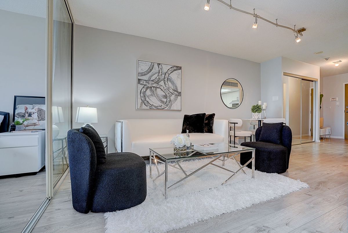 #1101-1001 Bay Street #1101-1001 Bay Street Toronto C01