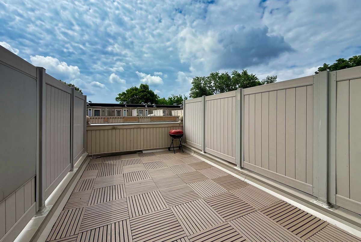 6-20 Hargrave Lane 6-20 Hargrave Lane Toronto C12