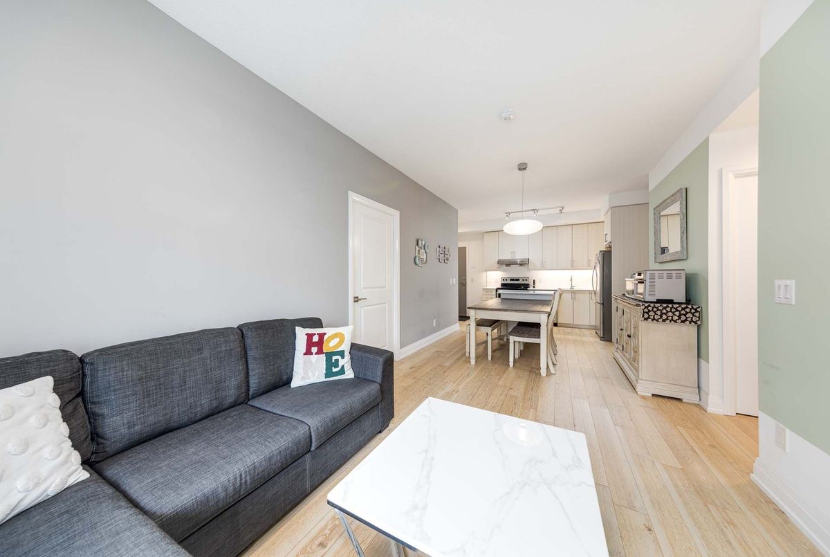 629-591 Sheppard Avenue E 629-591 Sheppard Avenue E Toronto C15