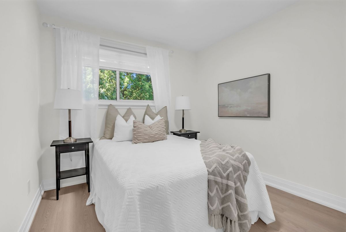 61 Sundial Crescent 61 Sundial Crescent Toronto C13
