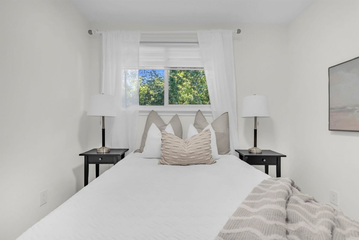 61 Sundial Crescent 61 Sundial Crescent Toronto C13